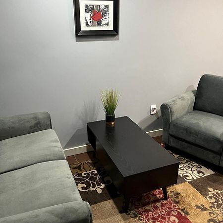 Plush Garden Level Apartment Near Stowe Morristown Exterior photo