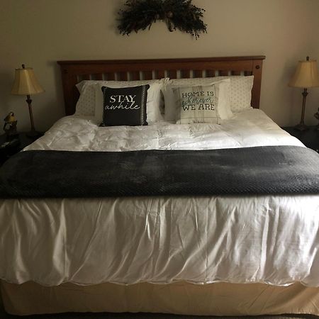 Plush Garden Level Apartment Near Stowe Morristown Exterior photo