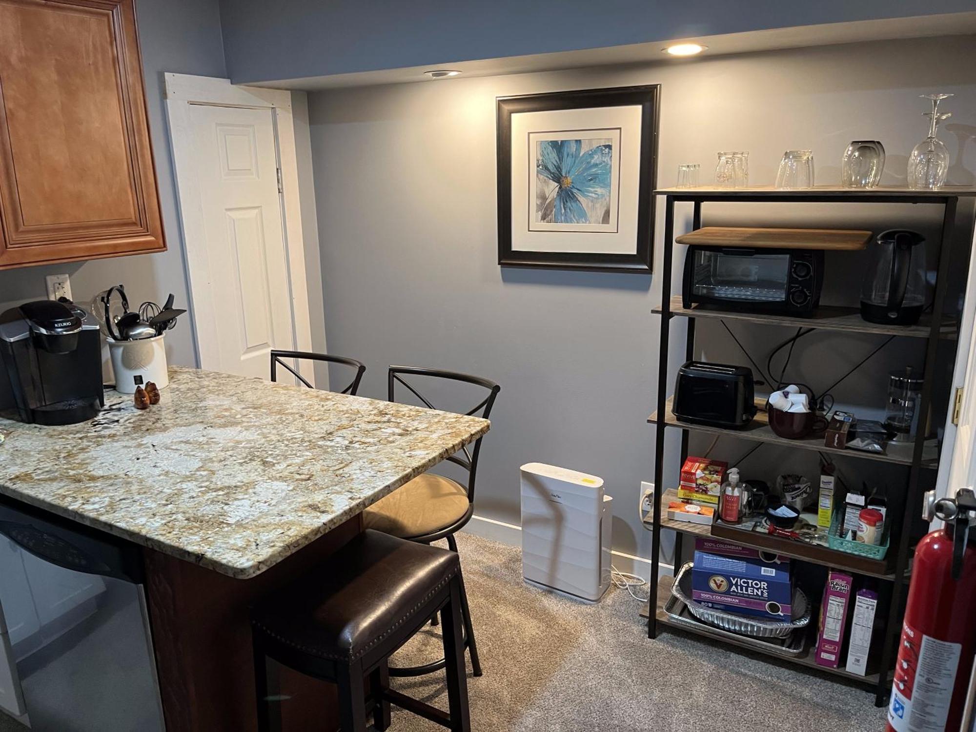 Plush Garden Level Apartment Near Stowe Morristown Exterior photo