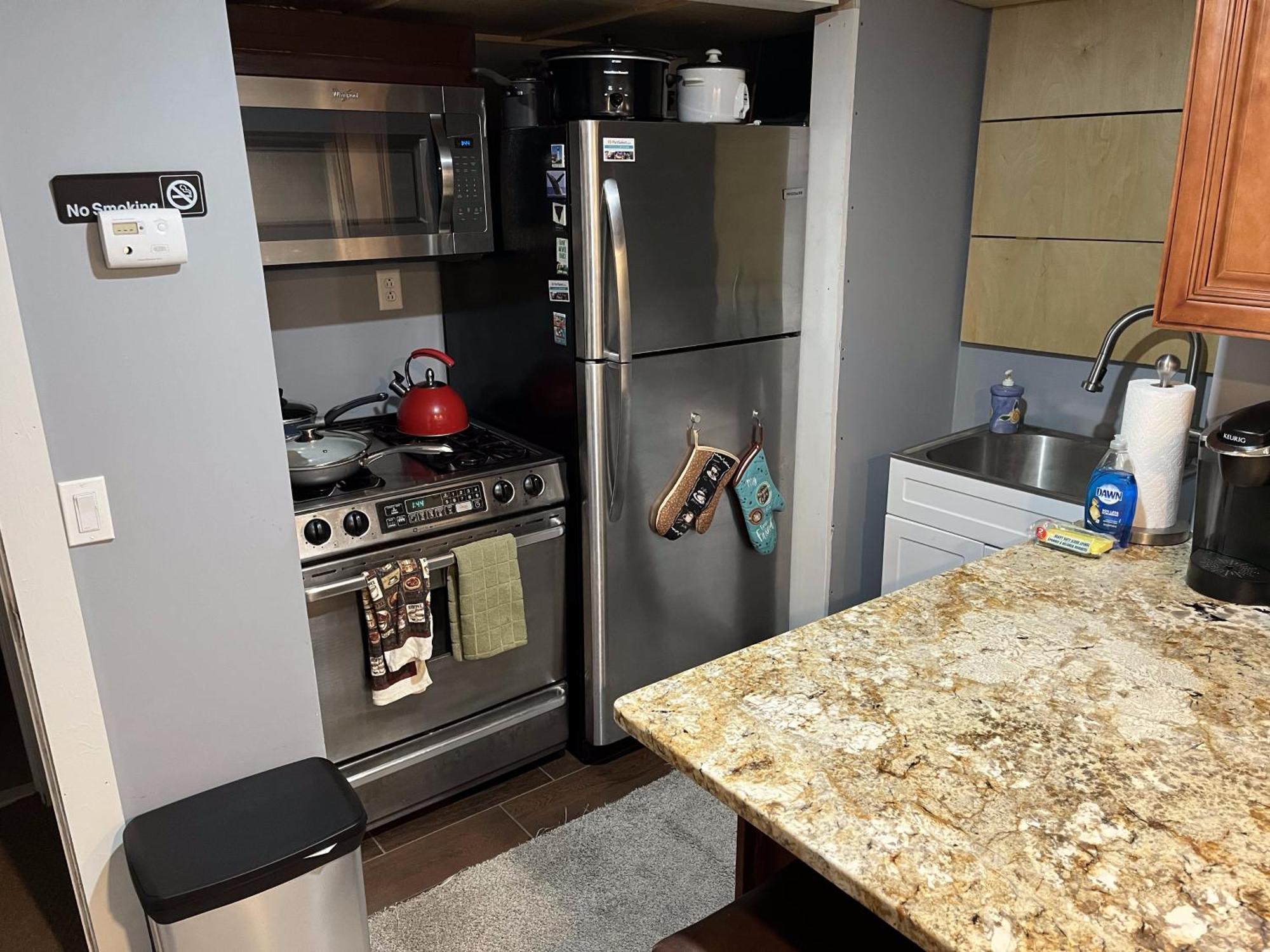 Plush Garden Level Apartment Near Stowe Morristown Exterior photo